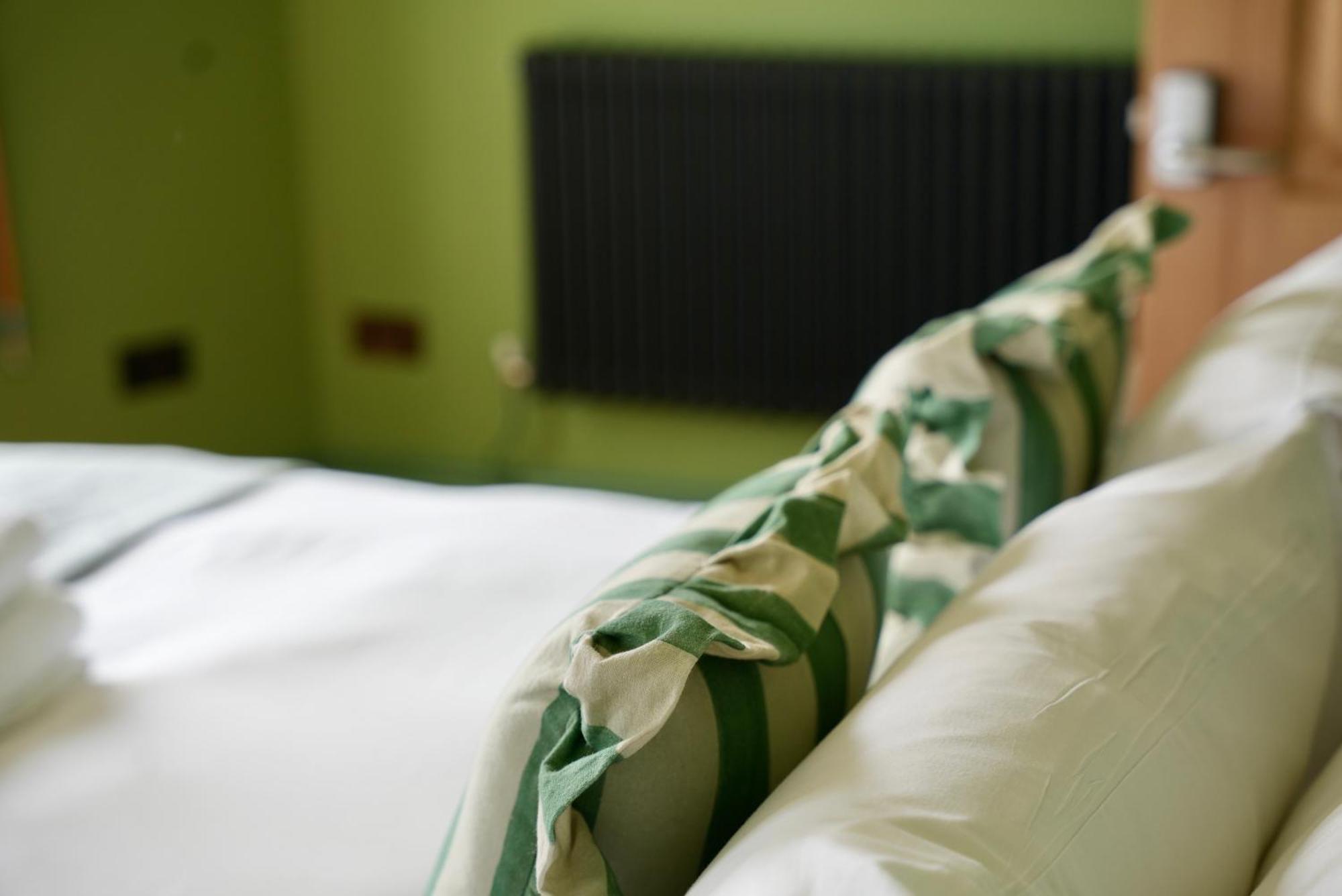 The London & Paris Hotel Фолкстон Екстериор снимка
