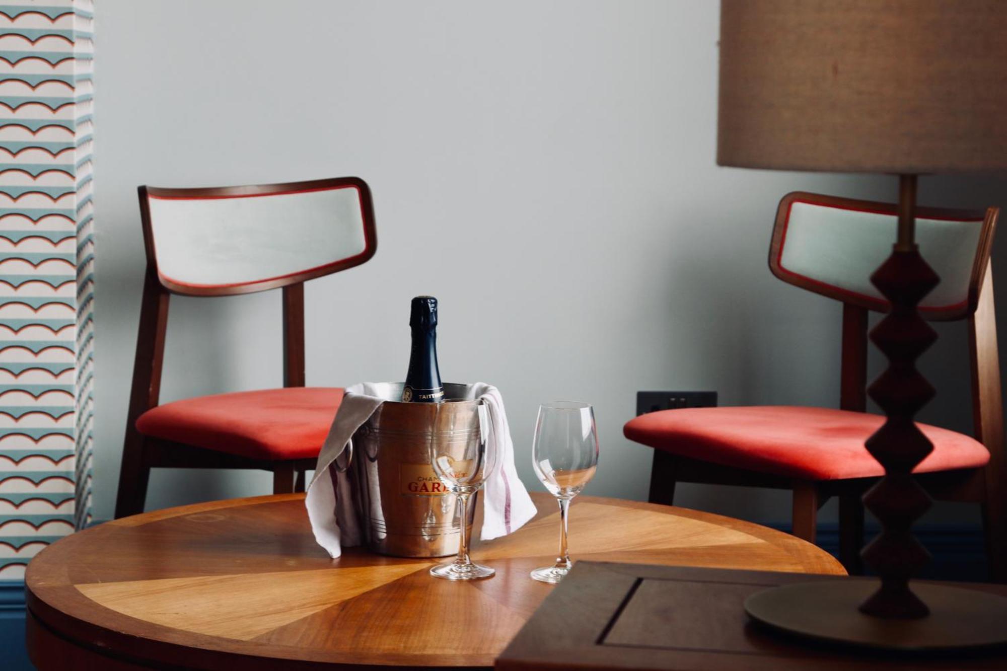 The London & Paris Hotel Фолкстон Екстериор снимка