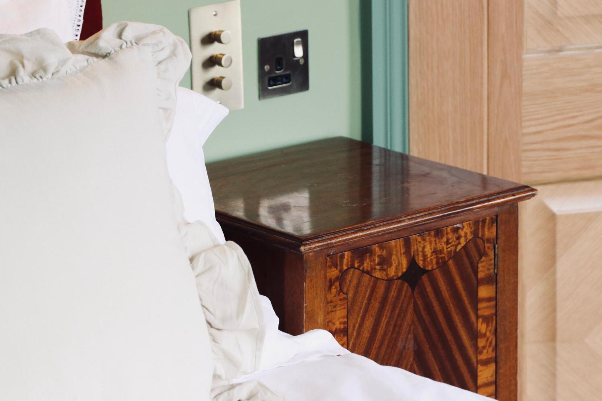 The London & Paris Hotel Фолкстон Екстериор снимка