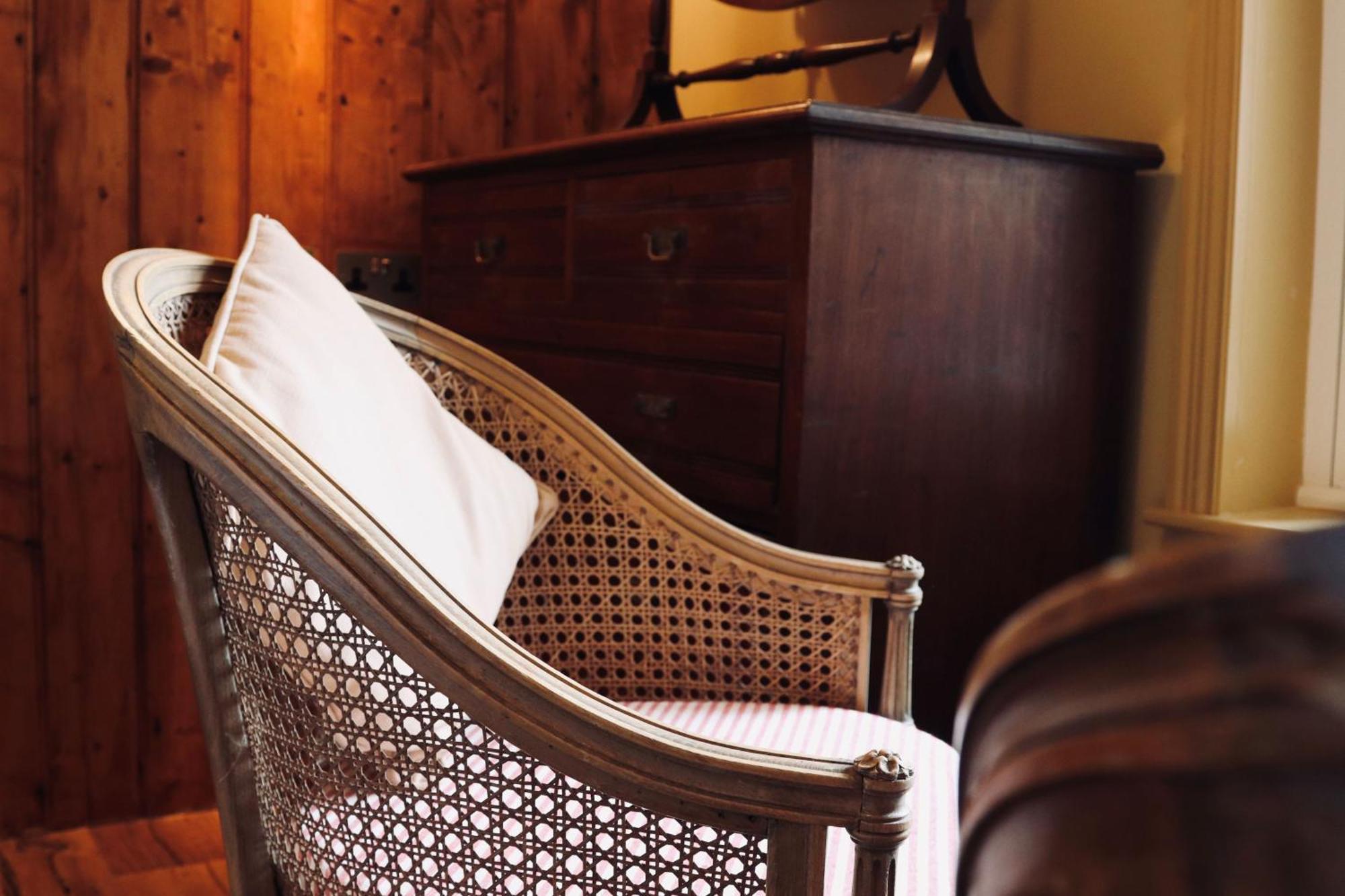 The London & Paris Hotel Фолкстон Екстериор снимка