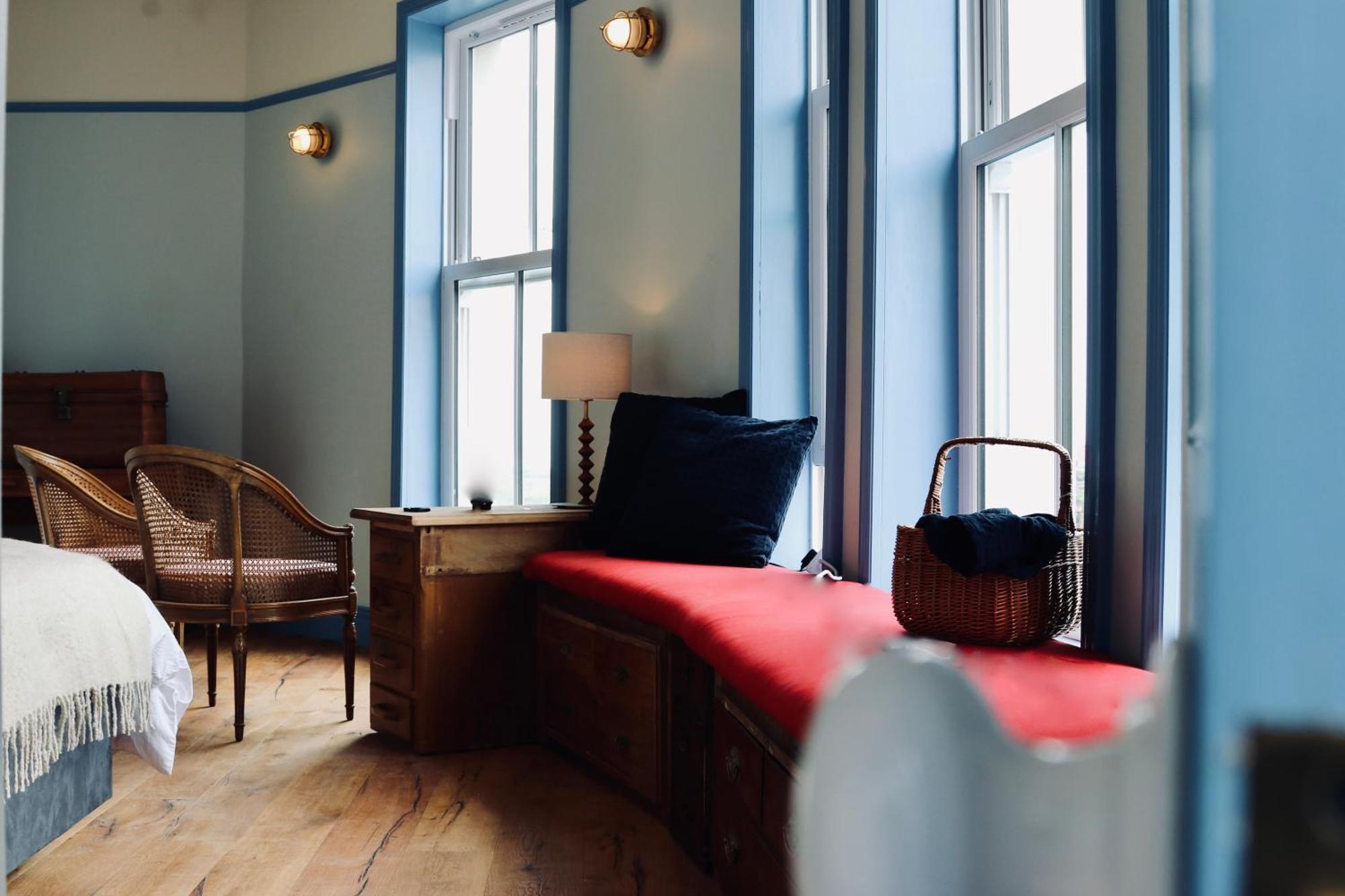 The London & Paris Hotel Фолкстон Екстериор снимка
