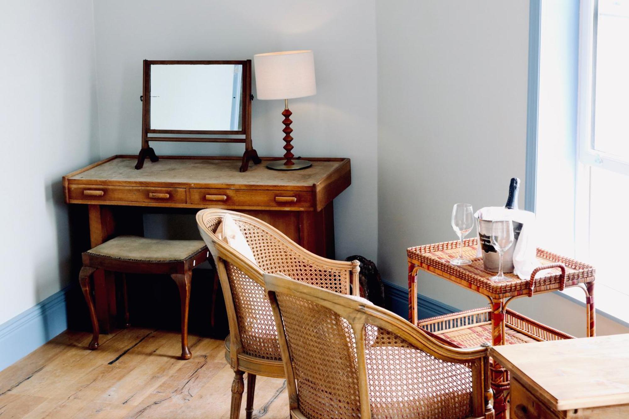 The London & Paris Hotel Фолкстон Екстериор снимка