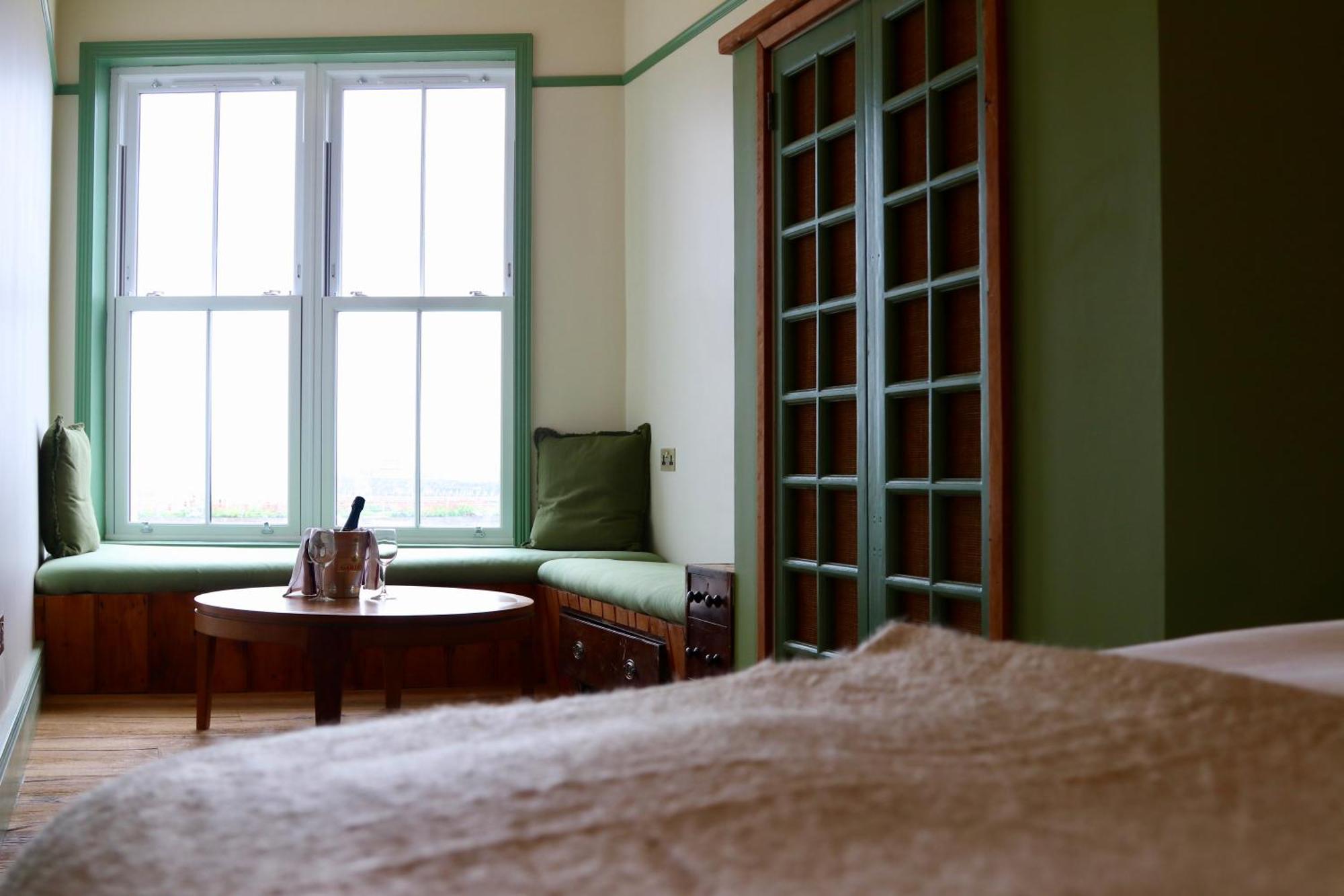 The London & Paris Hotel Фолкстон Екстериор снимка